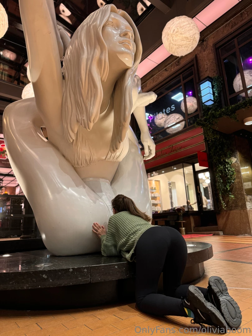 Lunch time me and my girl at a very random moment 