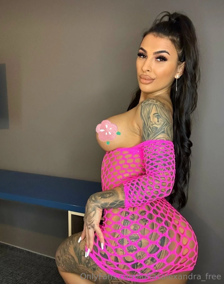 Iuhasalexandra_vip poze nud videouri explicite videouri personalizate part 1 