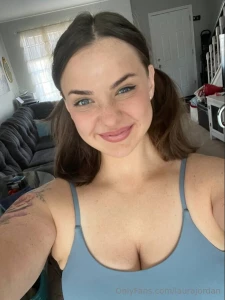 This cutie fairy_elizabeth has never had a boyfriend and wants to see part 8