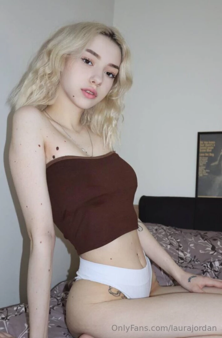 Blondymolly my hot girlfriend blondymolly loves to show her natural part 8 