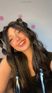 Giving you extra good vibes for today