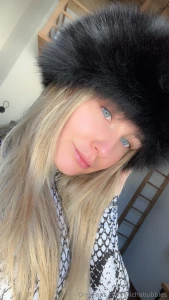 I m really curious if you like my ski outfit part 2