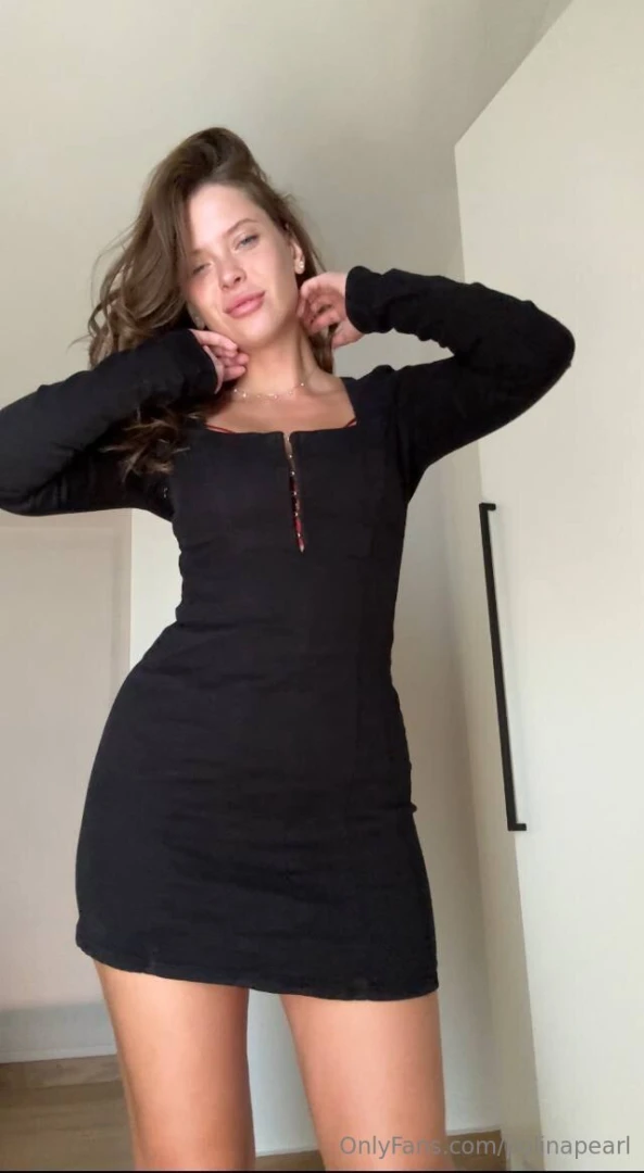 Soft girl hard to forget 