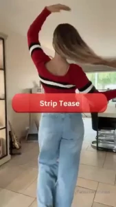 Me giving a nice sexy striptease unlock for full video and yes i go