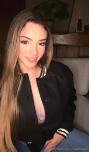 Touching isn t allowed but i can make you feel me anyway