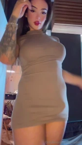 Seem like this dress is getting too thight i probably shouldn t wear