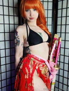 Would you let nami step on you be my footrest part 1