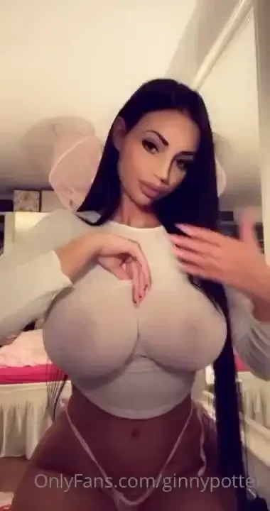 Follow my hot german babe yvonne_bar boob flexing queen daily new part 1 