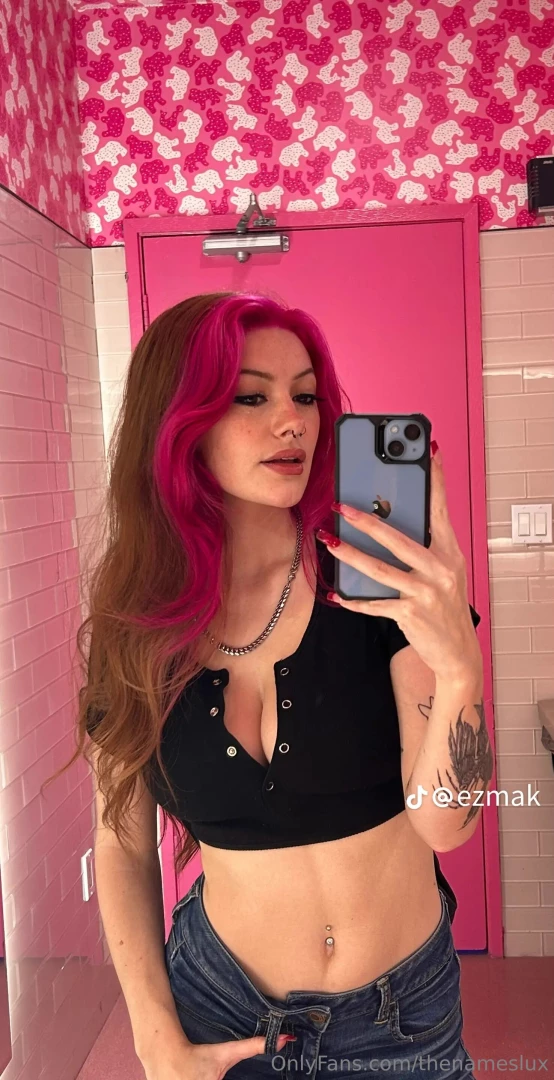 Is my favoriteee colorrr 