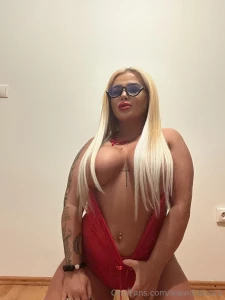 Ce spui de brazilianca asta cu buze perfecte strimta pt orice mi vezi part 2