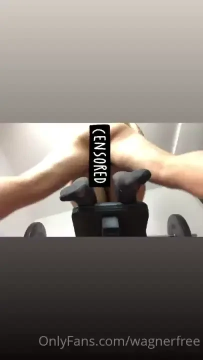 Hai sa vezi cel mai nou video al meu cu un singur partener cum mi rupe 