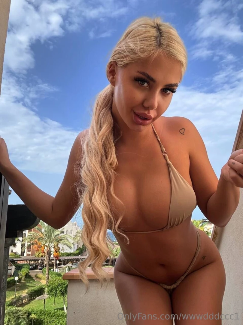 Come to my porn world subscribe now and i will become your fantasy 3 