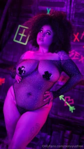 What are you doing on my ship enjoy your first taste of my new neon