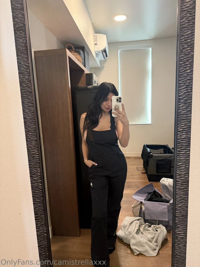 Come say hi on camistrella 