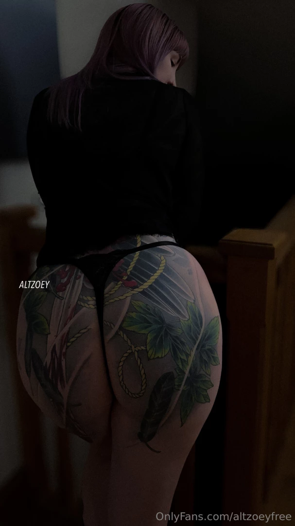 I look so good bent over the bannisters more altzoey 