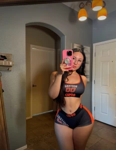 Wow nbsp bubble butt beauty theselenaflores has set her vip to free part 28