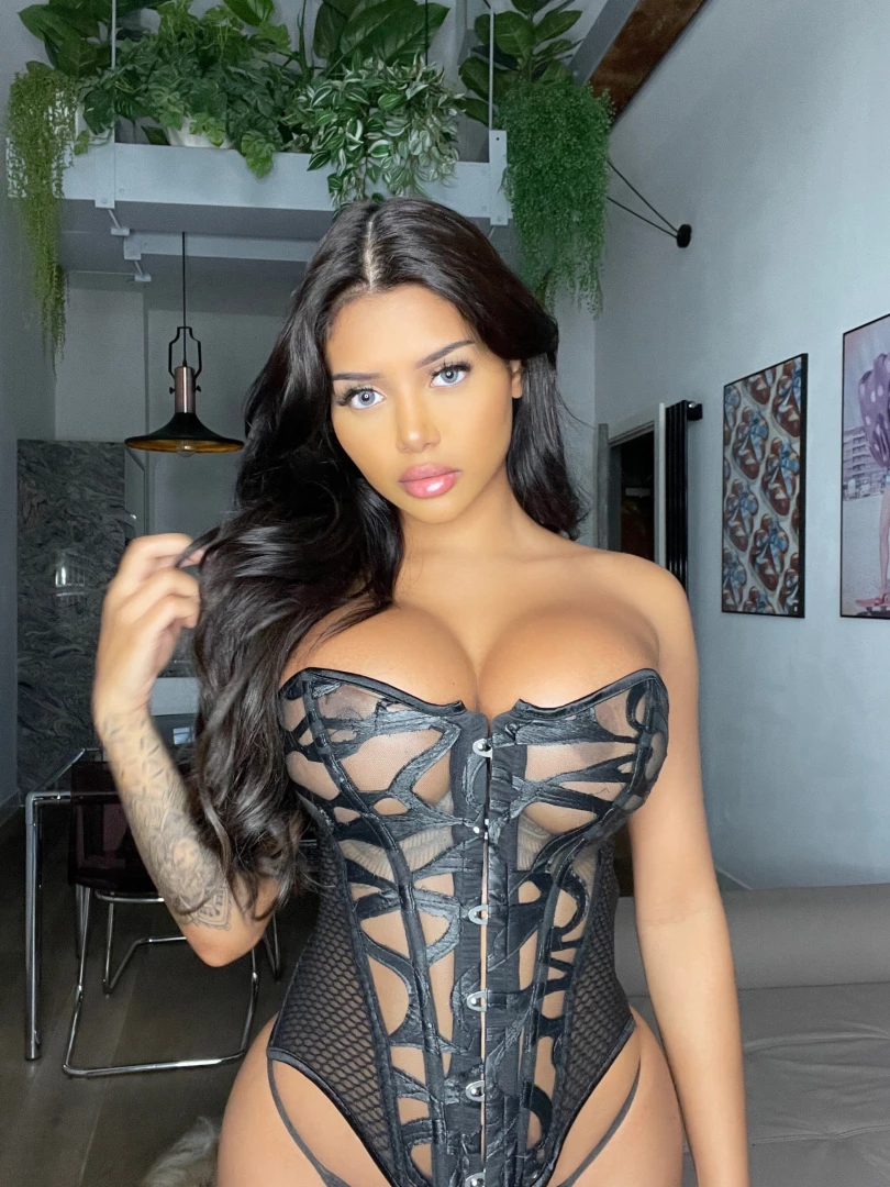 Confidence curves and a whole lot of trouble that s me 