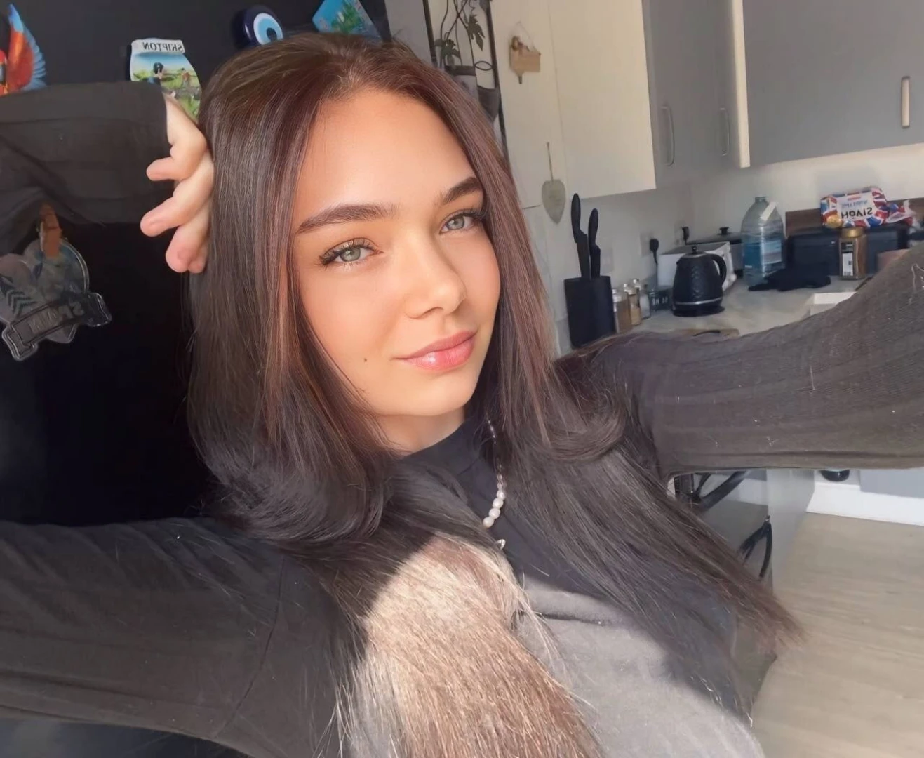 My college bestie kinsleypaige just started her first of free for the part 13 