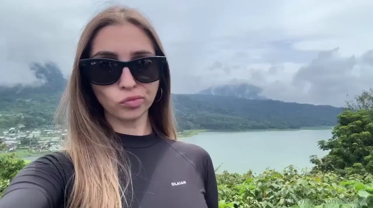 I rarely show the beauty of bali but today i decided not to miss the 