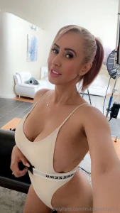 What am i doing in your inappropriate thoughts right now part 39