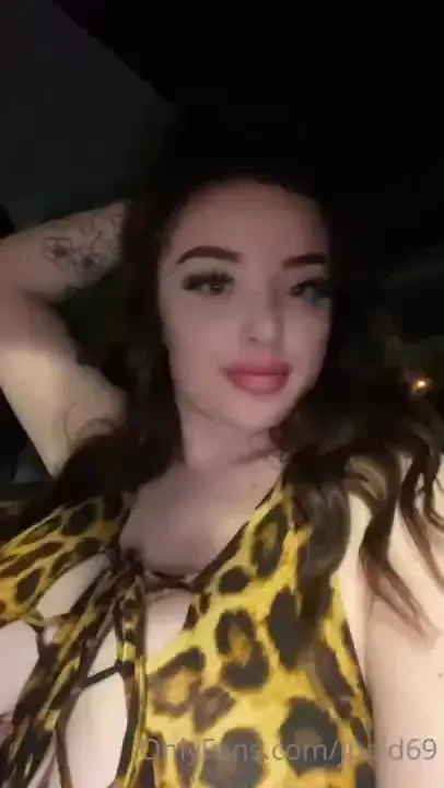 Bored online right now check out my sister video in dms 