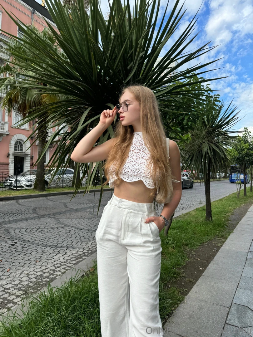 Just a small tip helps me add sparkle to everyday lifecute girly 