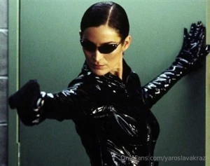 The matrix is back what do you think of my trinity cosplay