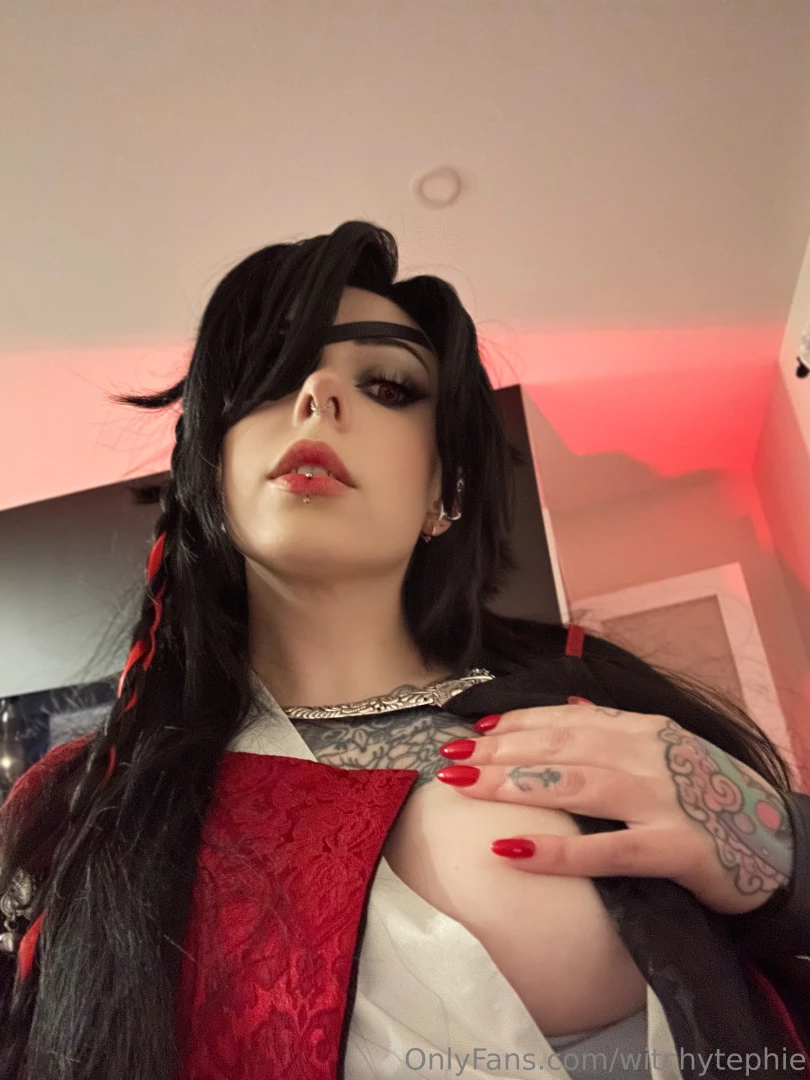 Let me show you my devilish side 