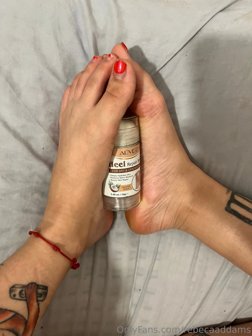 Disponible custom v deo adoraci n de pies y humillaci n 