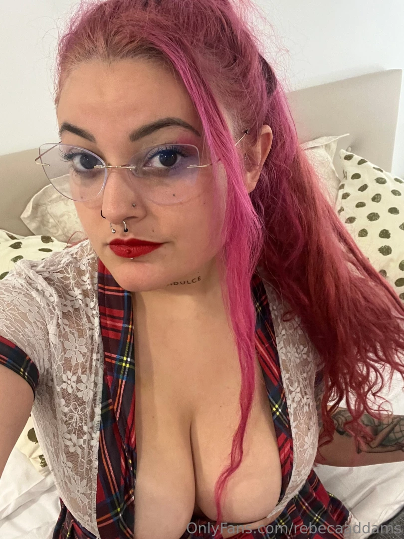 Available for sexting and videocall 