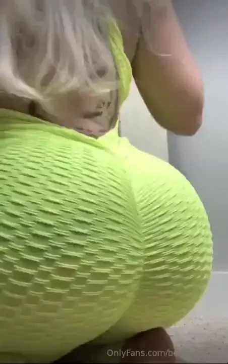 Hi babe do you think my ass bounces better with or without clothes on 