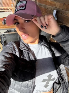 I decided to slurp and spit all over my boss s cock for a raise do you part 17