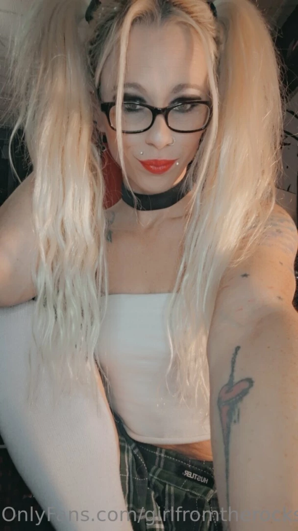 Eat this pussy for breakfast lunch or dinner what this video part 3 