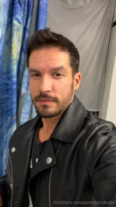 I m sharing a good mood with you and wishing you an easy monday this