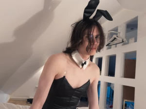 I look kinda cute i thinks gt lt part 1