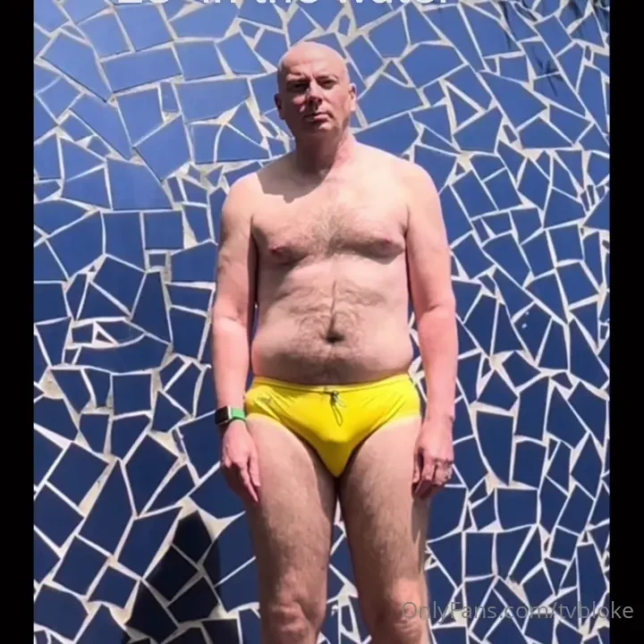 Great swimmers from pond of copenhagen snug fit and vibrant colours - 