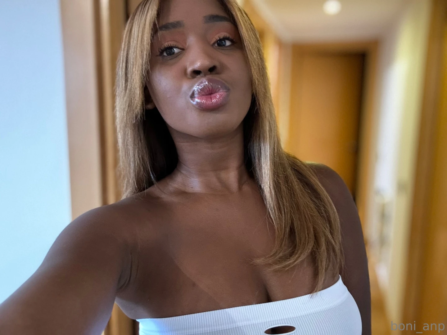 Are you feeling my kisss is for you babe 