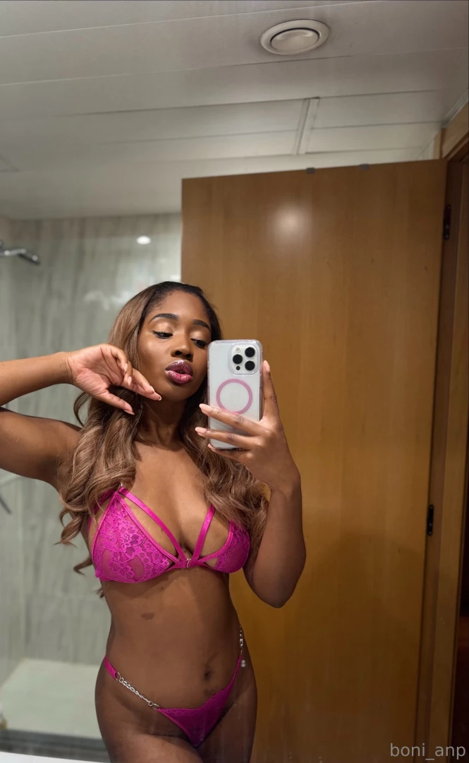 U know i am a delicious dangerous woman hehe 