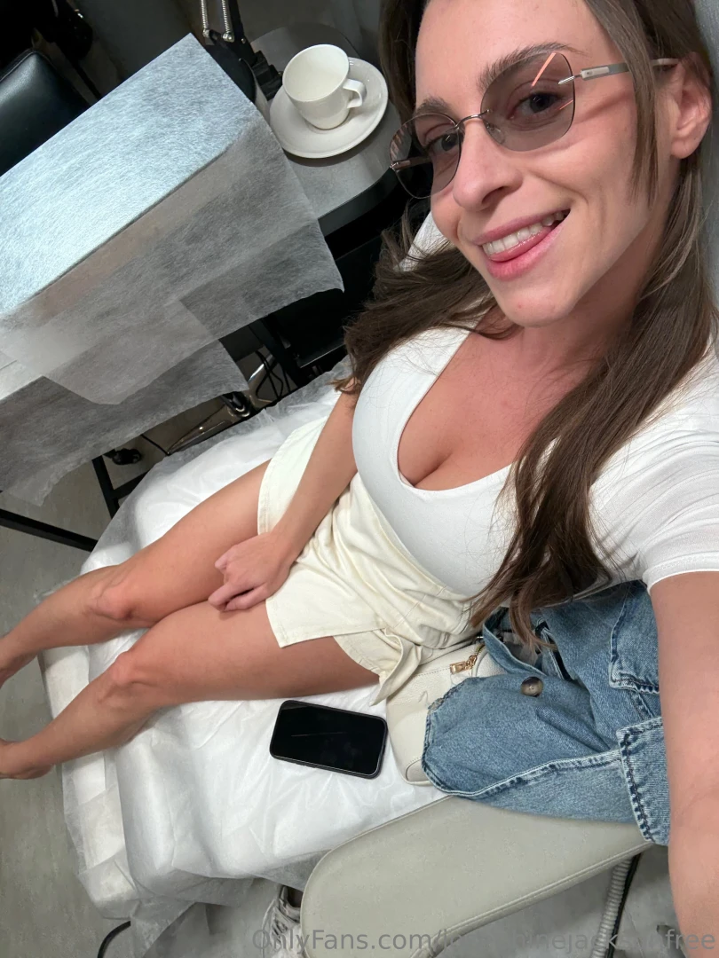 Pretty toes loading part 1 