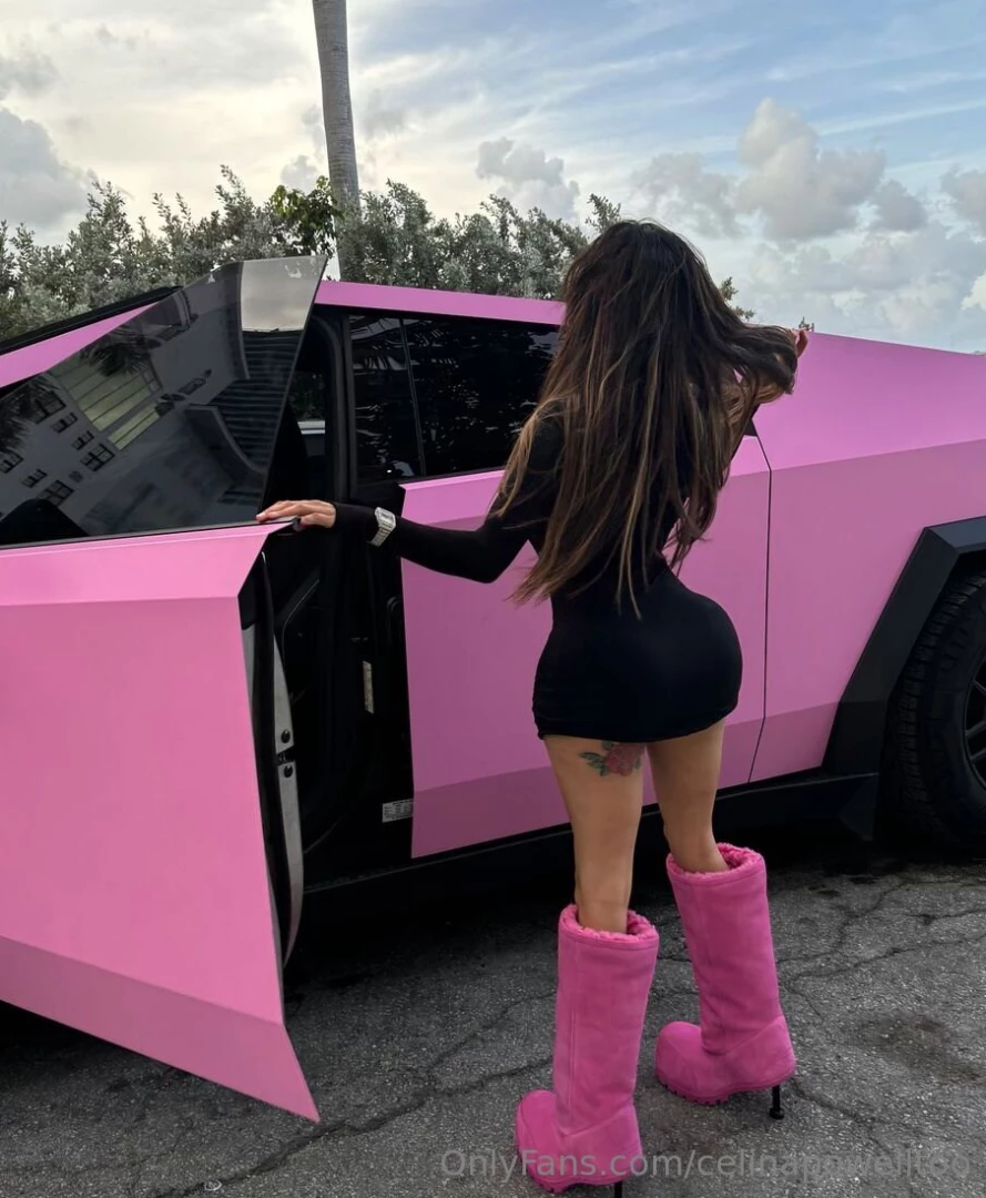 I gotta feelin they in they feelingsss 