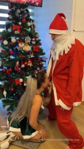 Alerta rosie mos craciun m-a vizitat insa mi-a dat o vesta proasta nu