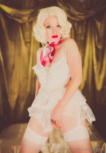 These are the nsfw shots from the babette shoot since it s a smaller