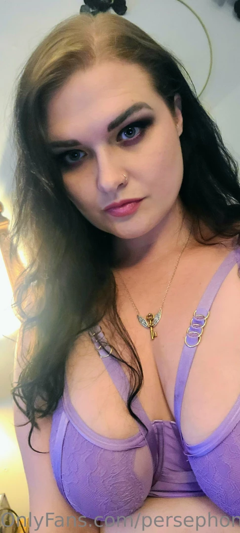 Good afternoon my kinky fuckers let s get this party started i am 