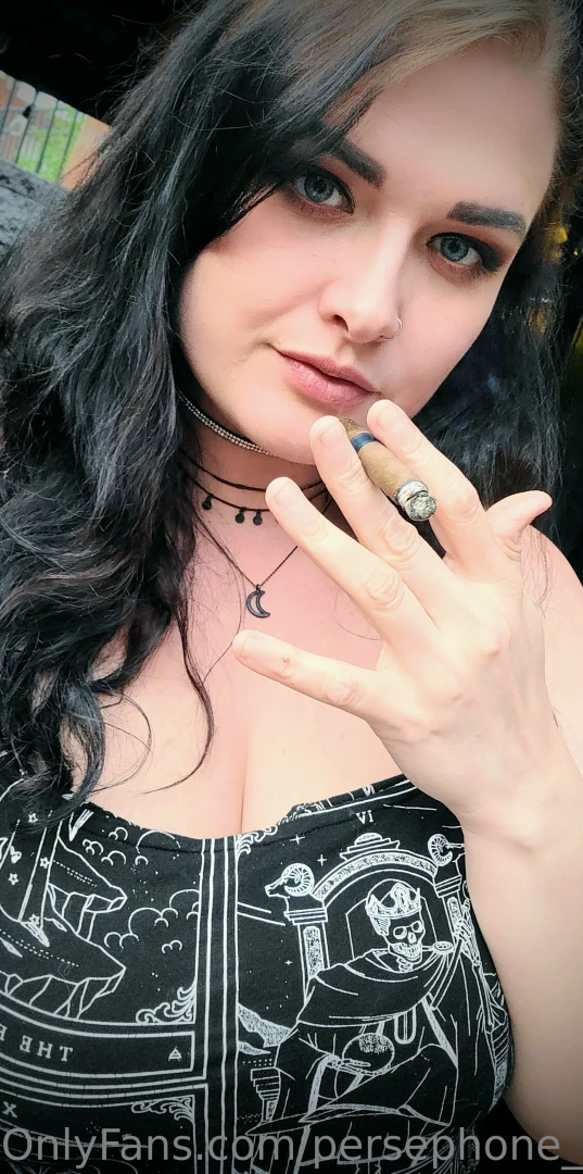 Hosting a kinky cigar munch somthing so familiar about a cigar in your 