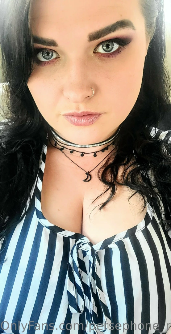 Mountain road trip for some nudie shoots in the woods wonder if the 