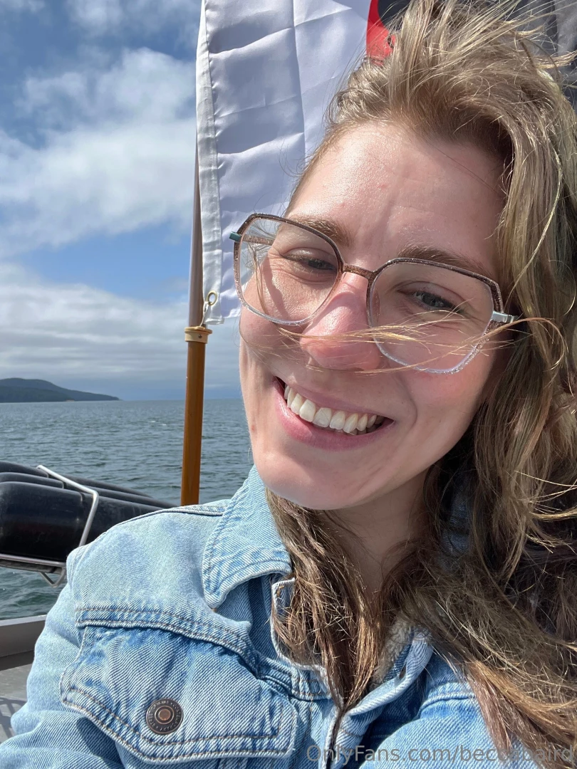 No makeup would you still go out with me 