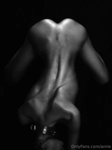 Wanna be your slave just one more time
