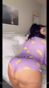 Tease show and a little pussy masturbation to make your cock nice and