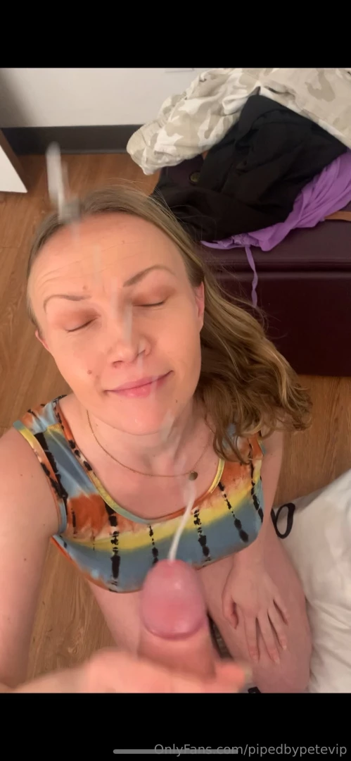 Local blonde slut rides dick and paints herself with my nut and takes 