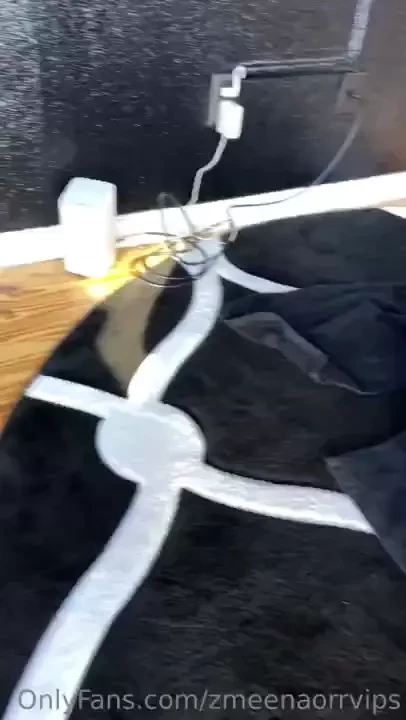 Cum dive in this warm wet pussyyyyyy 